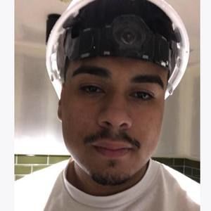 Meet your Posher, Cesar